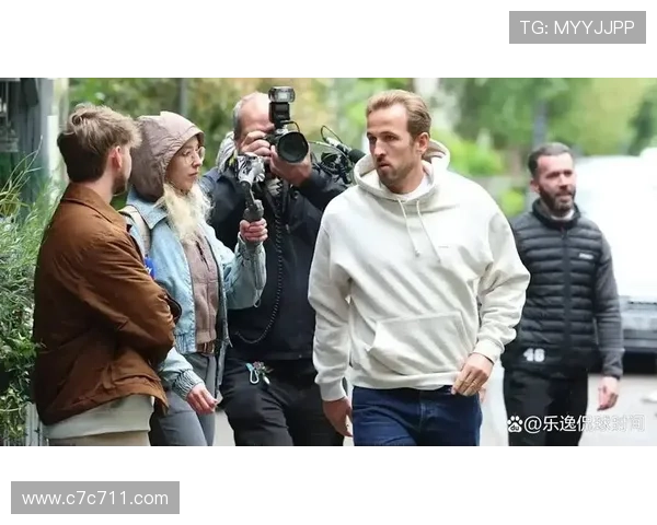 拜仁巨星抵达！独家接机直播直击现场沸腾瞬间